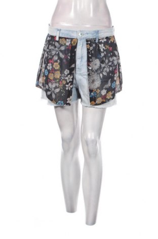 Γυναικείο κοντό παντελόνι Desigual, Μέγεθος M, Χρώμα Πολύχρωμο, Τιμή 13,84 €
