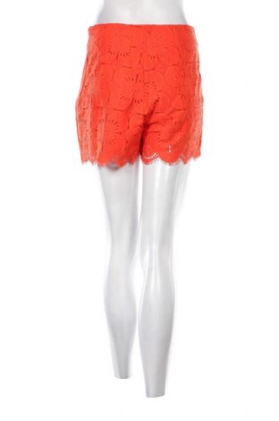 Дамски къс панталон Desigual, Размер M, Цвят Червен, Цена 43,20 лв.
