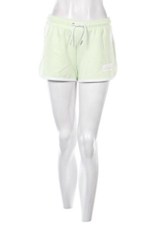 Дамски къс панталон Ellesse, Размер M, Цвят Зелен, Цена 19,60 лв.