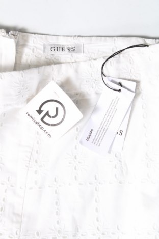 Γυναικείο κοντό παντελόνι Guess, Μέγεθος L, Χρώμα Λευκό, Τιμή 32,16 €