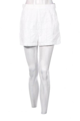 Damen Shorts Guess, Größe S, Farbe Weiß, Preis 36,18 €
