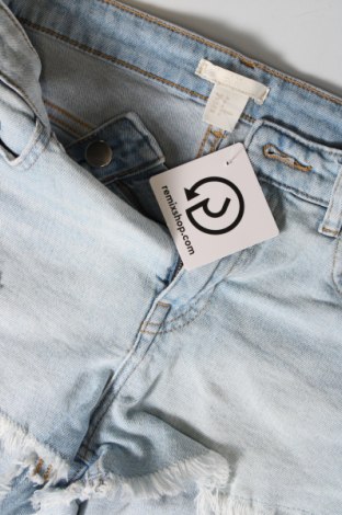 Γυναικείο κοντό παντελόνι H&M, Μέγεθος S, Χρώμα Βιολετί, Τιμή 9,72 €