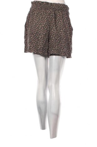 Γυναικείο κοντό παντελόνι Hollister, Μέγεθος M, Χρώμα Πολύχρωμο, Τιμή 17,36 €