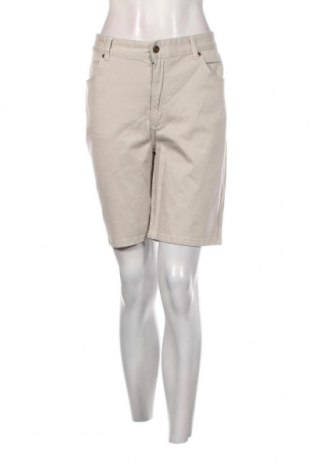 Дамски къс панталон Isolde, Размер L, Цвят Бежов, Цена 11,73 лв.