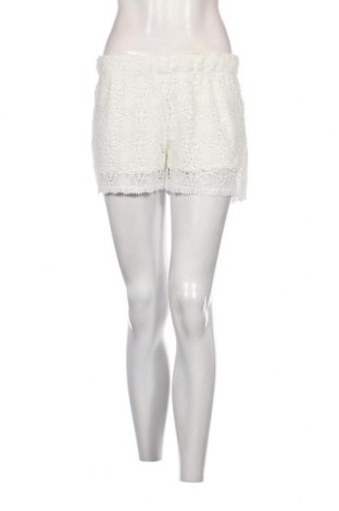 Γυναικείο κοντό παντελόνι Janina, Μέγεθος S, Χρώμα Λευκό, Τιμή 16,00 €