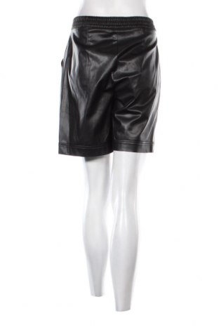 Дамски къс панталон Liu Jo, Размер M, Цвят Черен, Цена 65,70 лв.