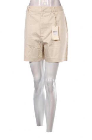 Pantaloni scurți de femei Maison Scotch, Mărime M, Culoare Bej, Preț 192,10 Lei
