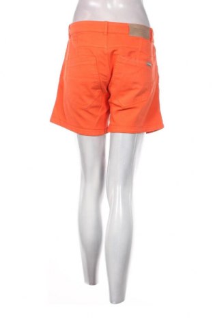 Дамски къс панталон Malvin, Размер M, Цвят Оранжев, Цена 15,96 лв.