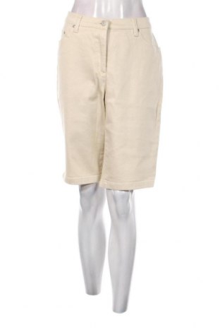 Дамски къс панталон Maxi Me, Размер L, Цвят Бежов, Цена 11,29 лв.