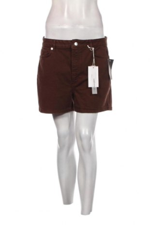 Дамски къс панталон NA-KD, Размер L, Цвят Кафяв, Цена 45,75 лв.