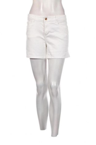 Γυναικείο κοντό παντελόνι Orsay, Μέγεθος S, Χρώμα Λευκό, Τιμή 13,61 €