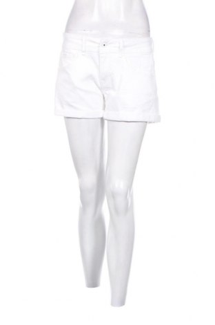 Γυναικείο κοντό παντελόνι Pepe Jeans, Μέγεθος S, Χρώμα Λευκό, Τιμή 23,43 €