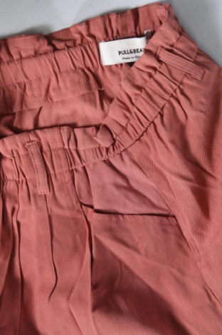 Γυναικείο κοντό παντελόνι Pull&Bear, Μέγεθος XS, Χρώμα Καφέ, Τιμή 10,00 €