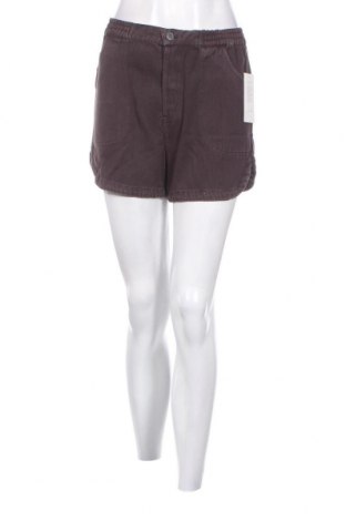 Γυναικείο κοντό παντελόνι RVCA, Μέγεθος S, Χρώμα Βιολετί, Τιμή 17,86 €