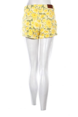 Γυναικείο κοντό παντελόνι RVCA, Μέγεθος S, Χρώμα Πολύχρωμο, Τιμή 9,59 €