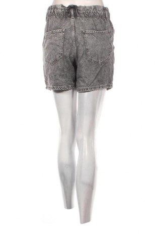 Damen Shorts Reserved, Größe M, Farbe Grau, Preis € 9,72
