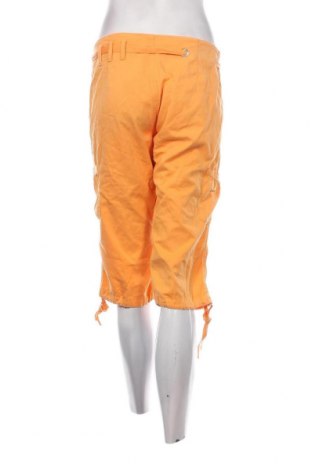 Дамски къс панталон Sisley, Размер L, Цвят Жълт, Цена 24,87 лв.