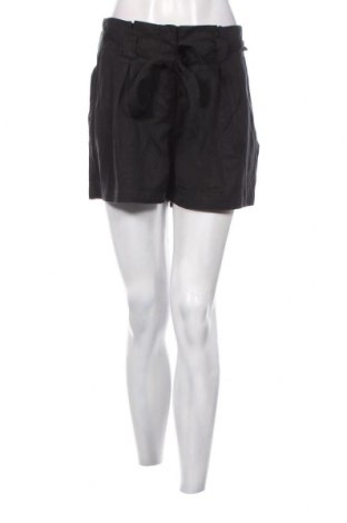 Γυναικείο κοντό παντελόνι Superdry, Μέγεθος S, Χρώμα Μαύρο, Τιμή 23,81 €