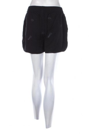 Damen Shorts Under Armour, Größe M, Farbe Schwarz, Preis € 25,05