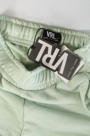 Damen Shorts Viral Vibes, Größe XS, Farbe Grün, Preis 7,94 €
