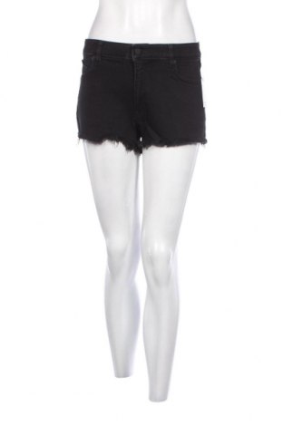 Дамски къс панталон Volcom, Размер S, Цвят Черен, Цена 40,40 лв.