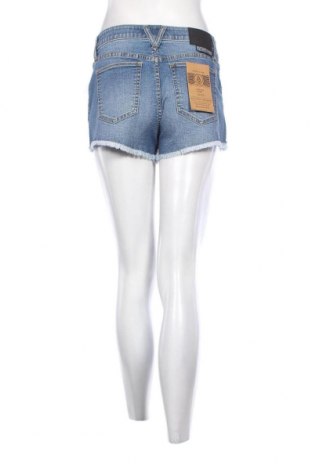 Дамски къс панталон Volcom, Размер M, Цвят Син, Цена 45,45 лв.