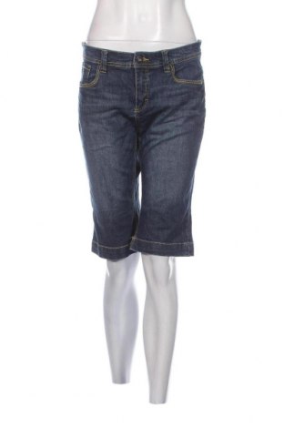 Дамски къс панталон Yessica, Размер M, Цвят Син, Цена 7,60 лв.