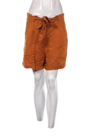 Дамски къс панталон Zero, Размер M, Цвят Оранжев, Цена 54,55 лв.