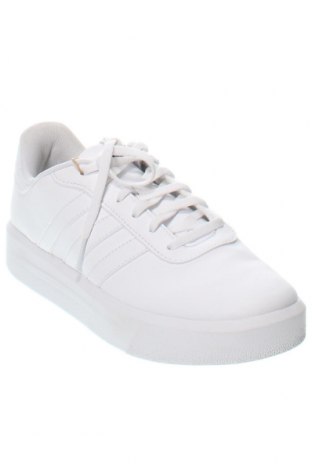 Дамски обувки Adidas, Размер 38, Цвят Бял, Цена 203,00 лв.