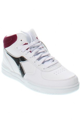 Дамски обувки Diadora, Размер 37, Цвят Бял, Цена 71,05 лв.