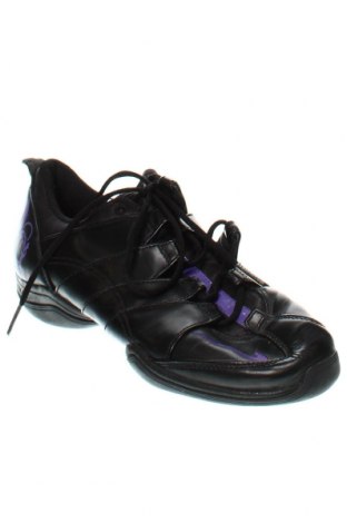 Дамски обувки Nike, Размер 39, Цвят Черен, Цена 75,65 лв.