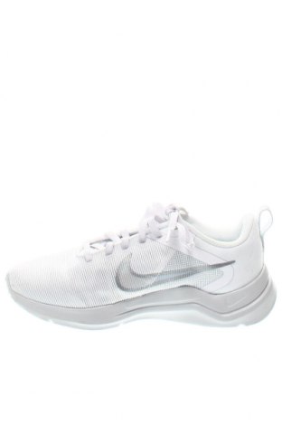 Дамски обувки Nike, Размер 36, Цвят Сив, Цена 203,00 лв.