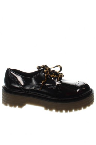 Дамски обувки Pull&Bear, Размер 41, Цвят Черен, Цена 31,98 лв.