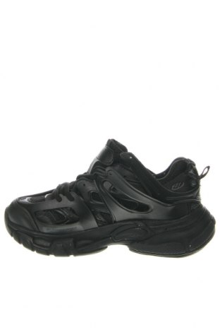 Дамски обувки RunnerBoss, Размер 39, Цвят Черен, Цена 62,00 лв.