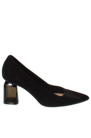 Дамски обувки Stradivarius, Размер 36, Цвят Черен, Цена 39,00 лв.