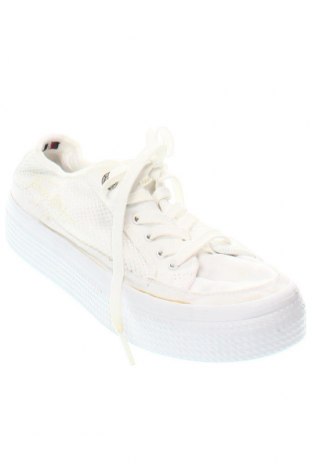 Дамски обувки Tommy Hilfiger, Размер 37, Цвят Бял, Цена 103,55 лв.