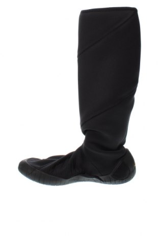 Дамски обувки Vibram, Размер 40, Цвят Черен, Цена 269,00 лв.