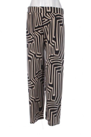 Pantaloni de femei, Mărime M, Culoare Multicolor, Preț 32,43 Lei