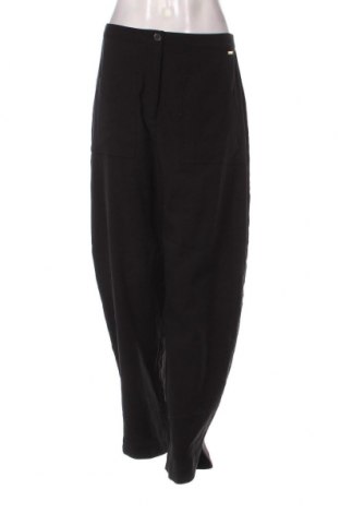 Дамски панталон Armani Exchange, Размер M, Цвят Черен, Цена 122,40 лв.