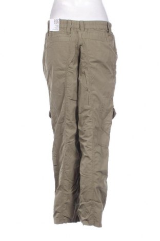 Дамски панталон BDG, Размер S, Цвят Зелен, Цена 18,60 лв.