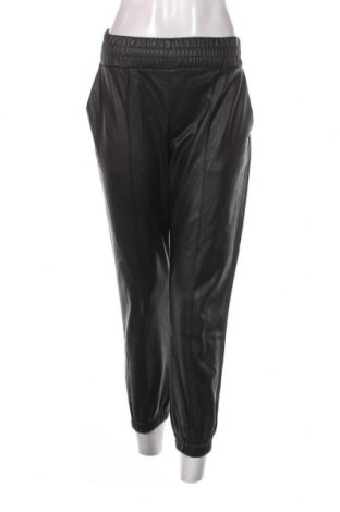 Γυναικείο παντελόνι Bershka, Μέγεθος S, Χρώμα Μαύρο, Τιμή 7,69 €