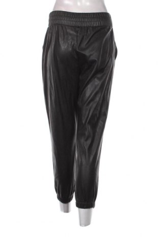 Дамски панталон Bershka, Размер S, Цвят Черен, Цена 20,01 лв.