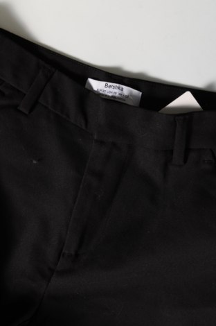 Γυναικείο παντελόνι Bershka, Μέγεθος XXS, Χρώμα Μαύρο, Τιμή 6,82 €
