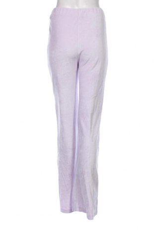 Дамски панталон Bershka, Размер M, Цвят Лилав, Цена 7,83 лв.