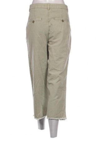 Дамски панталон Esprit, Размер M, Цвят Зелен, Цена 8,20 лв.