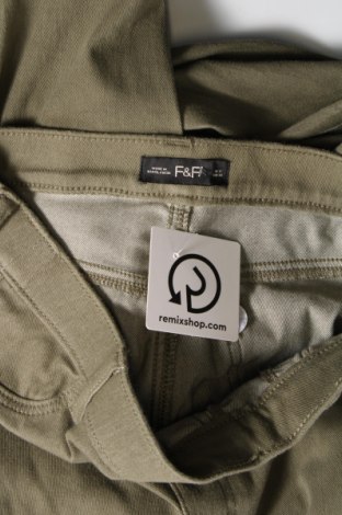 Дамски панталон F&F, Размер M, Цвят Зелен, Цена 17,60 лв.