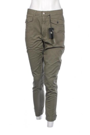 Дамски панталон G-Star Raw, Размер S, Цвят Зелен, Цена 48,30 лв.