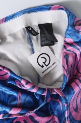 Γυναικείο παντελόνι H&M Divided, Μέγεθος M, Χρώμα Πολύχρωμο, Τιμή 3,95 €