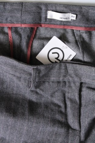 Дамски панталон Hennes, Размер XL, Цвят Сив, Цена 10,73 лв.