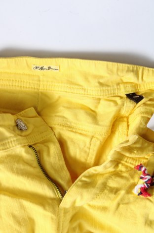 Pantaloni de femei Hilfiger Denim, Mărime L, Culoare Galben, Preț 315,79 Lei